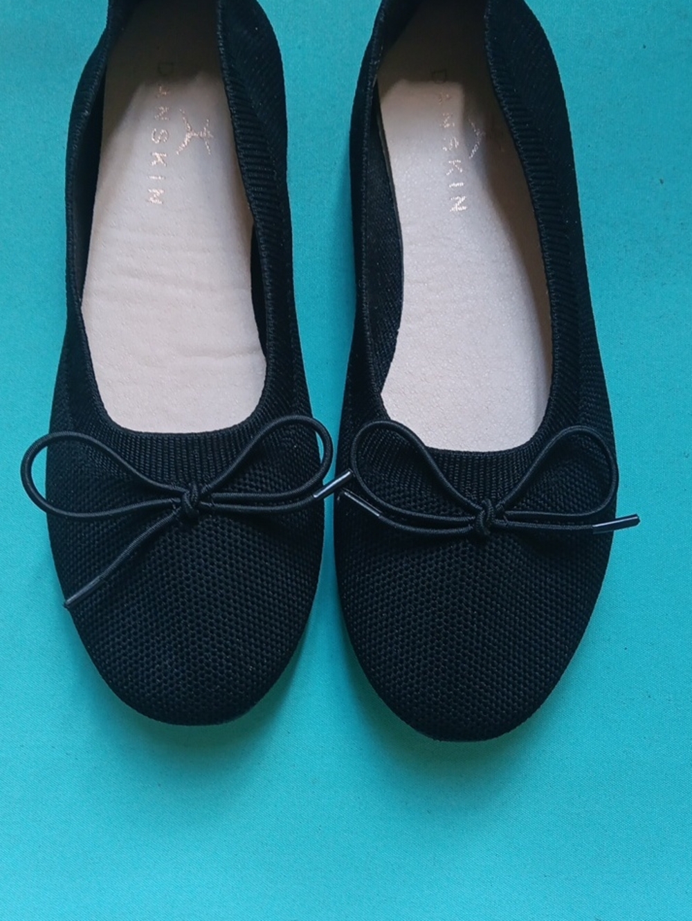 Ladies Black Knit Ballet Flats with Bow 5.5M Danskin